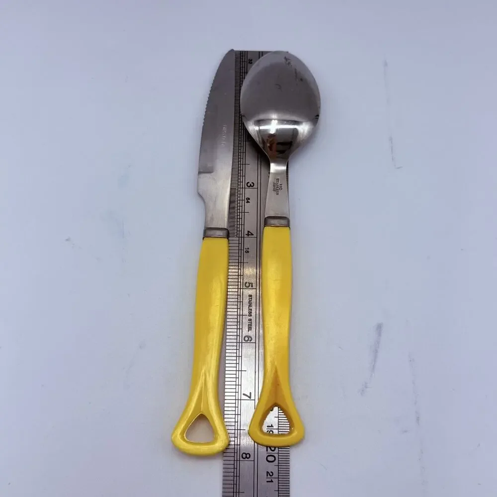 Vtg IIC Stainless Japan Yellow Handle 32 PC Flatware 8 Settings Fork Knife Spoon